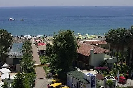 Apart-hotel Delfino 4*