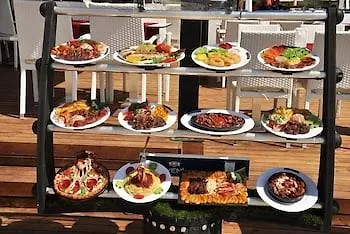 Delfino Hotel apartamentowy 3*