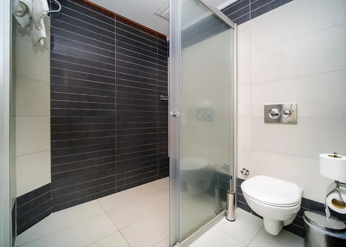 Delfino Aparthotel 4*