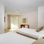 Apartahotel Delfino 4*