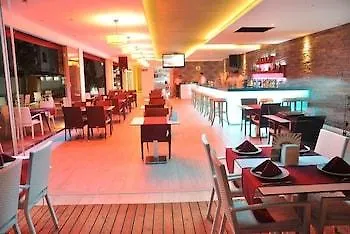 Delfino Lägenhetshotell Alanya