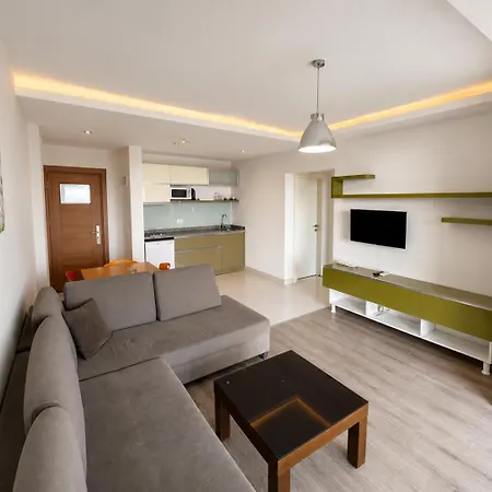 Delfino Apartmanhotel 4*