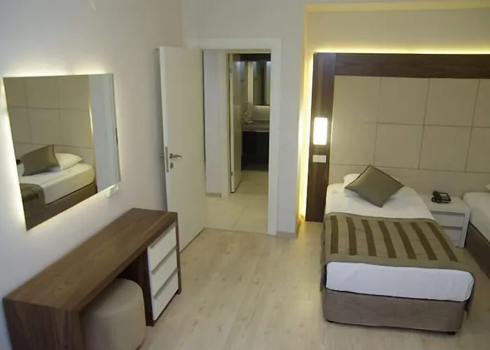 Delfino Аланія